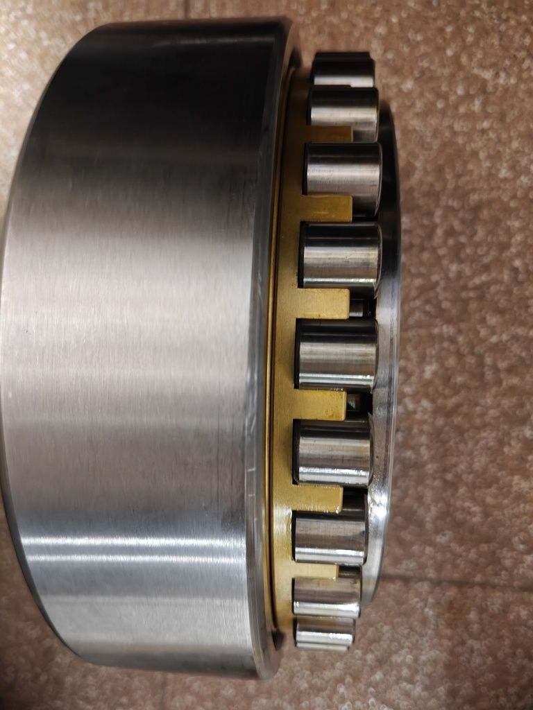 Продам подшипник(NN3028k)3182128