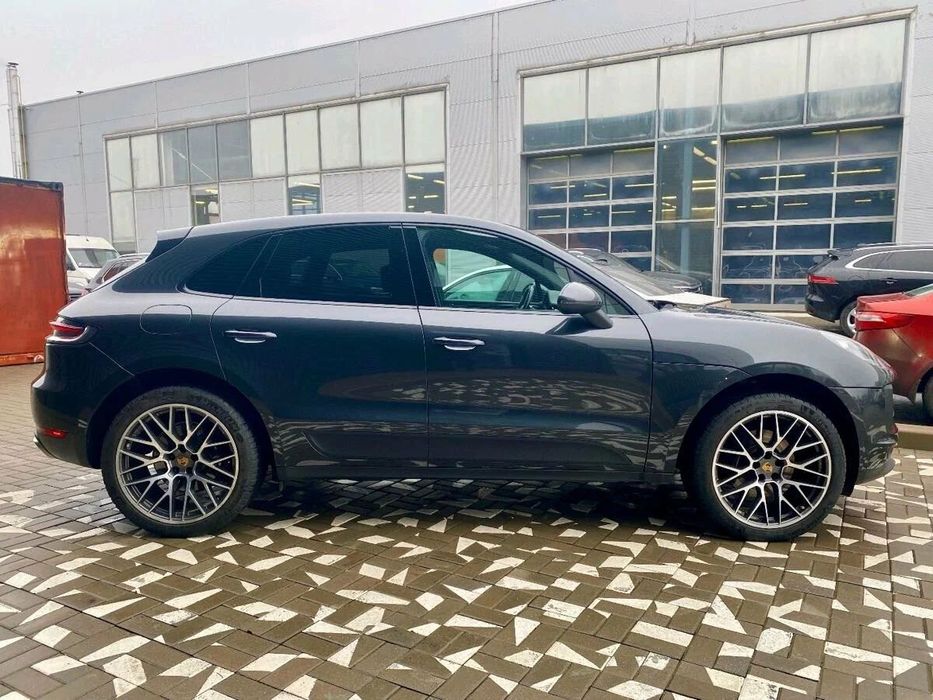 Porsche Macan 2022
