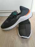 Sprzedam buty męskie sportowe