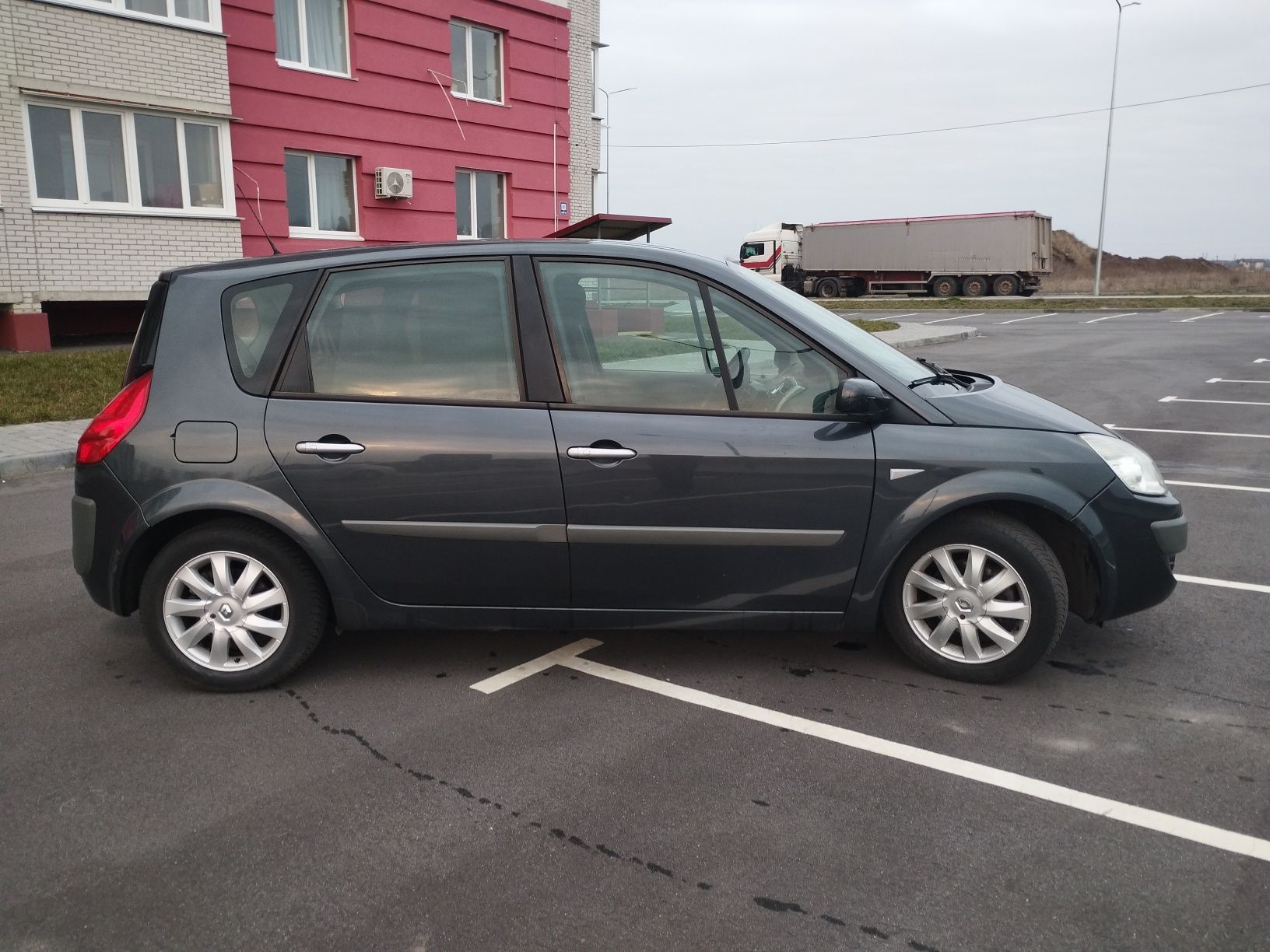 Renault Scenic II 2006 1.6MT 112к.с.