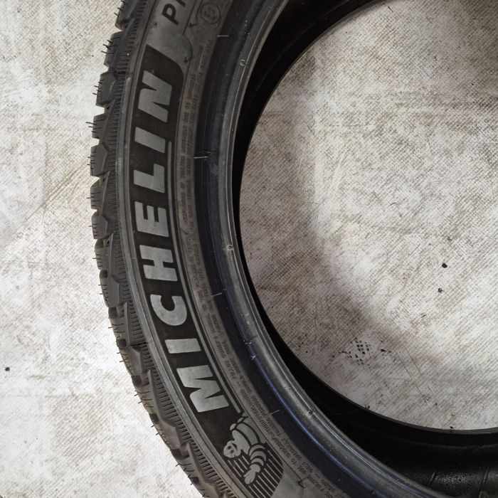 225/45R18 Michelin zima