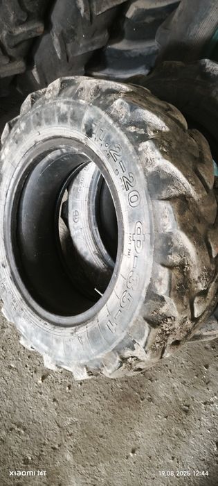 Продам шини б.у.