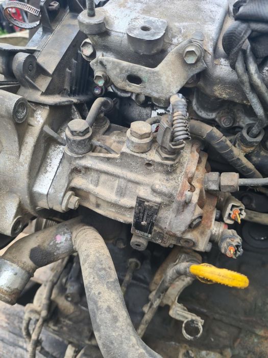 ТНВД Паливний насос Toyota Corolla Verso Avensis RAV 4 2210027010 2.0