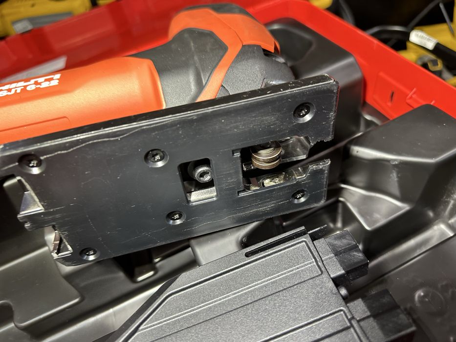 Акумуляторний безщітковий лобзик Hilti SJT 6 22 Nuron Хілті