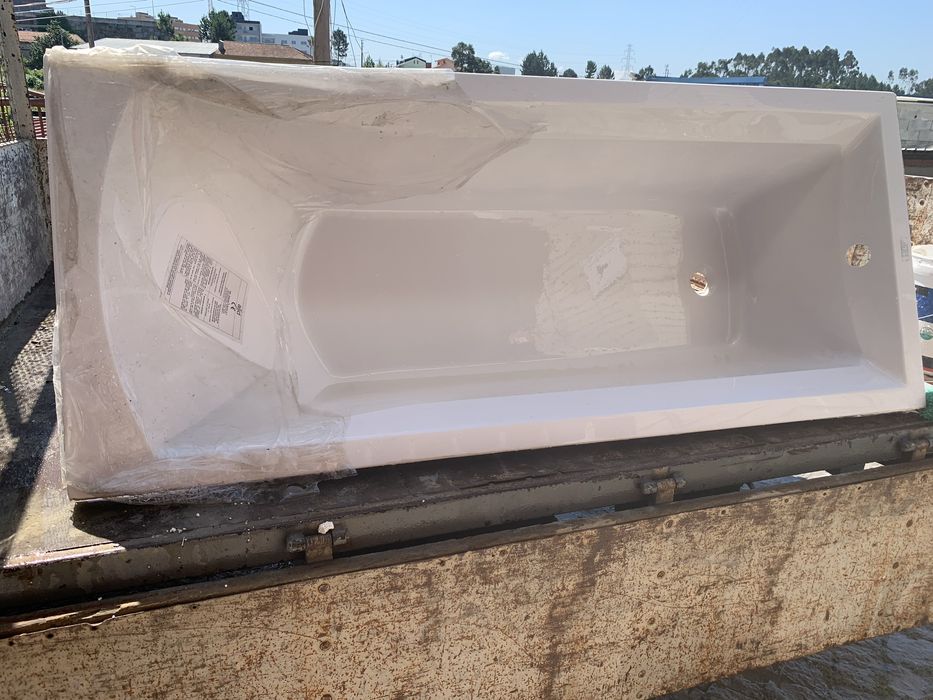 Banheira como nova nao chegou a ser usada