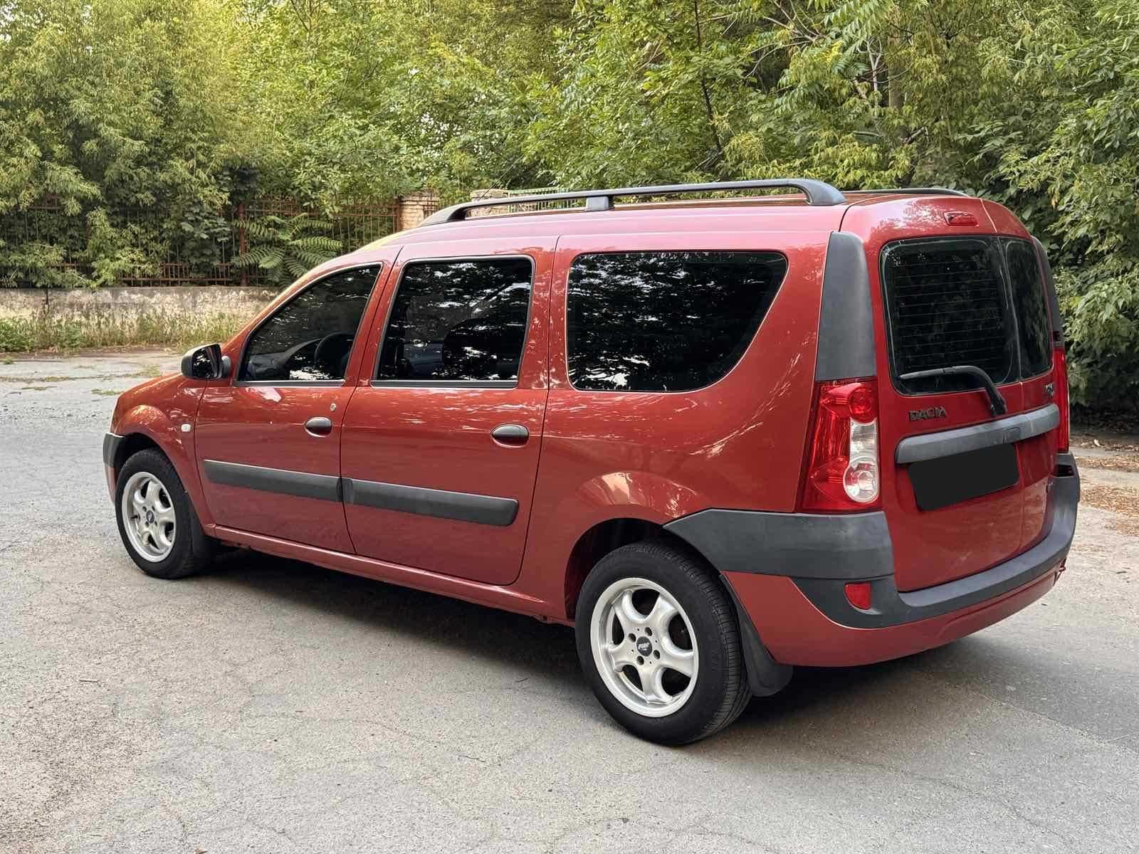 Продам Dacia logan MCV 2007 року