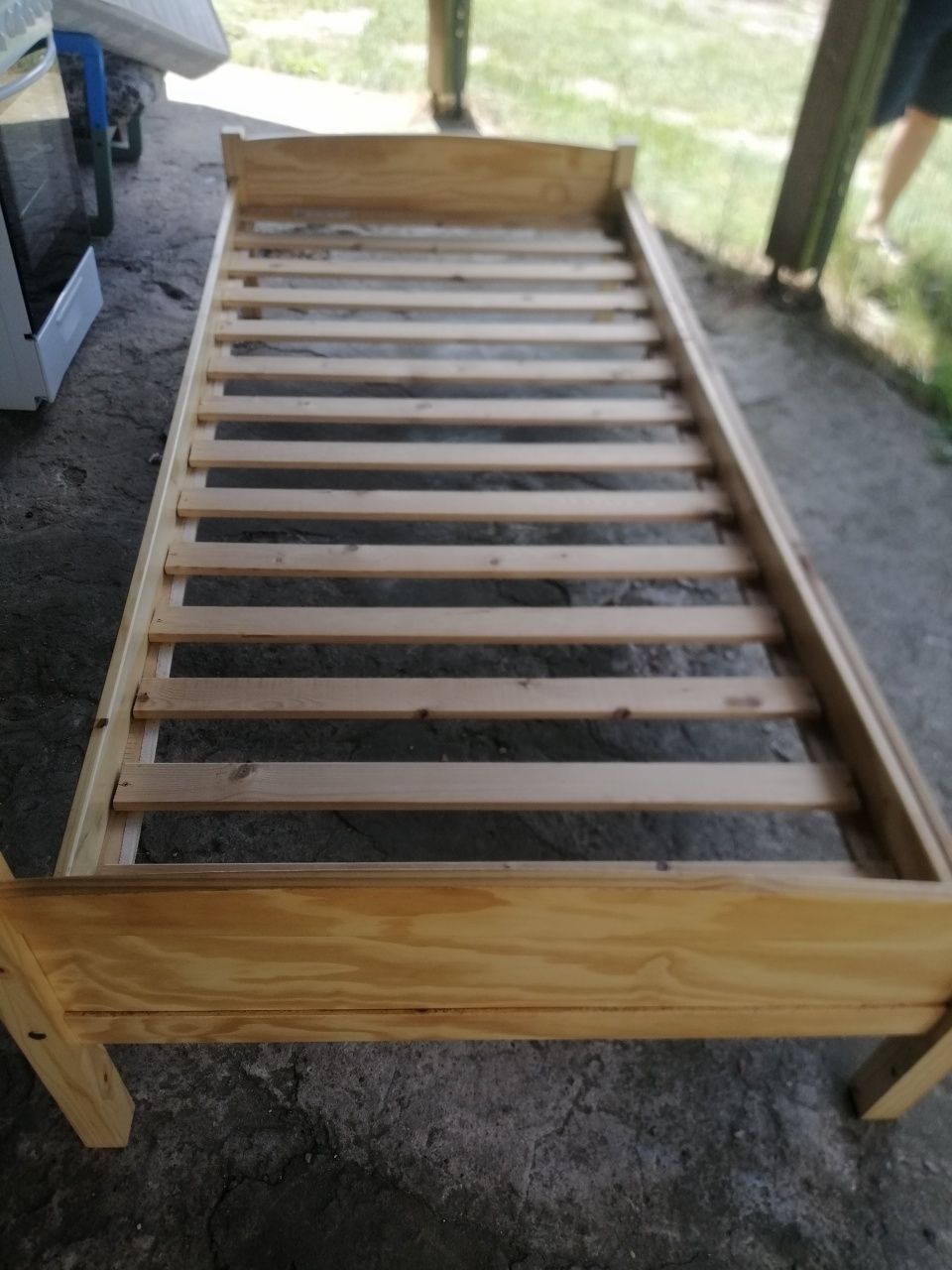 Sprzedam łóżko 90x200