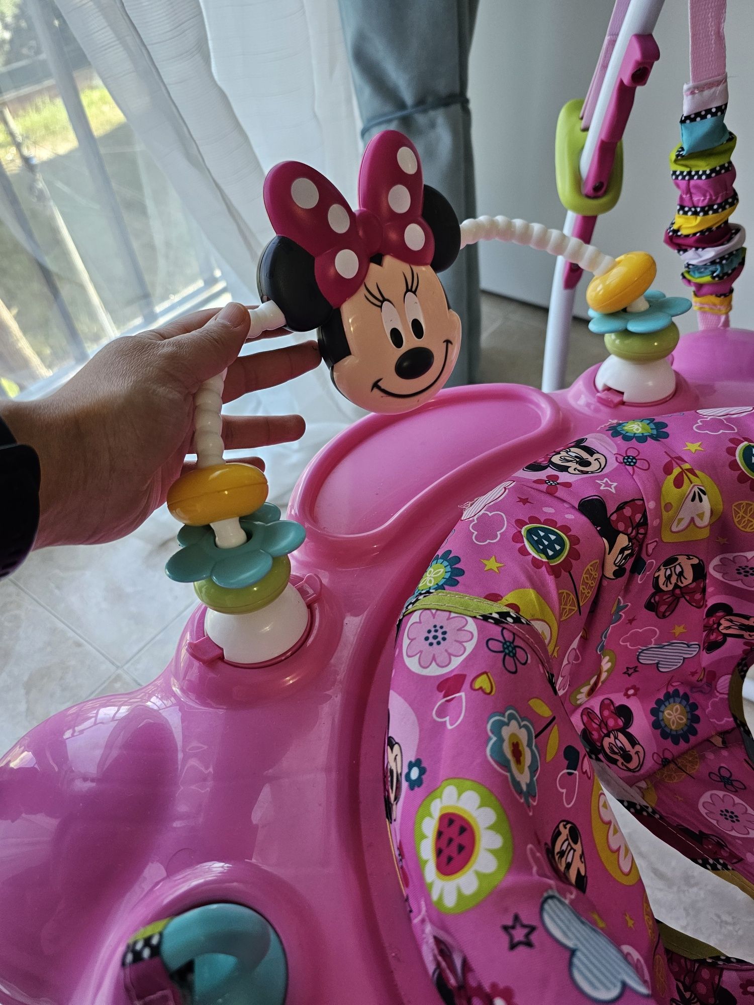Disney Cadeira baloiço para bebé da Minnie Mouse Peekaboo