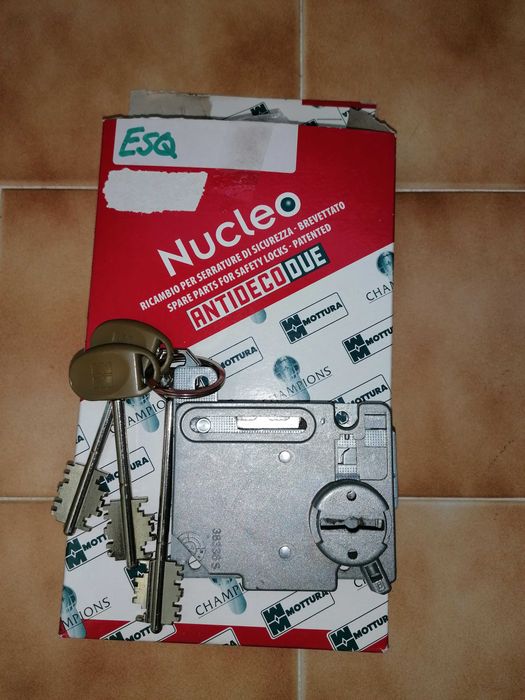 Núcleo /combinação fechadura mottura