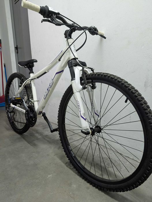 Bicicleta de Montanha BERG TrailRock 1.2 - Tamanho S, Cor Branca