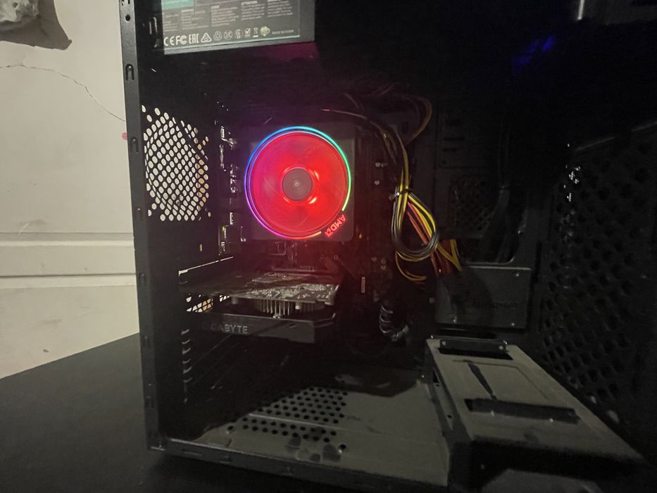 Продам компьютер.