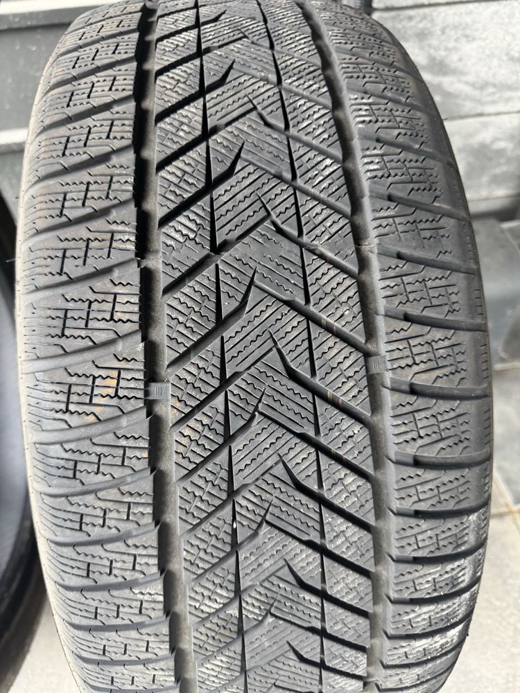 Зимние шины как новые Grenlander Icehawke 2 265/45 R20 108H XL
