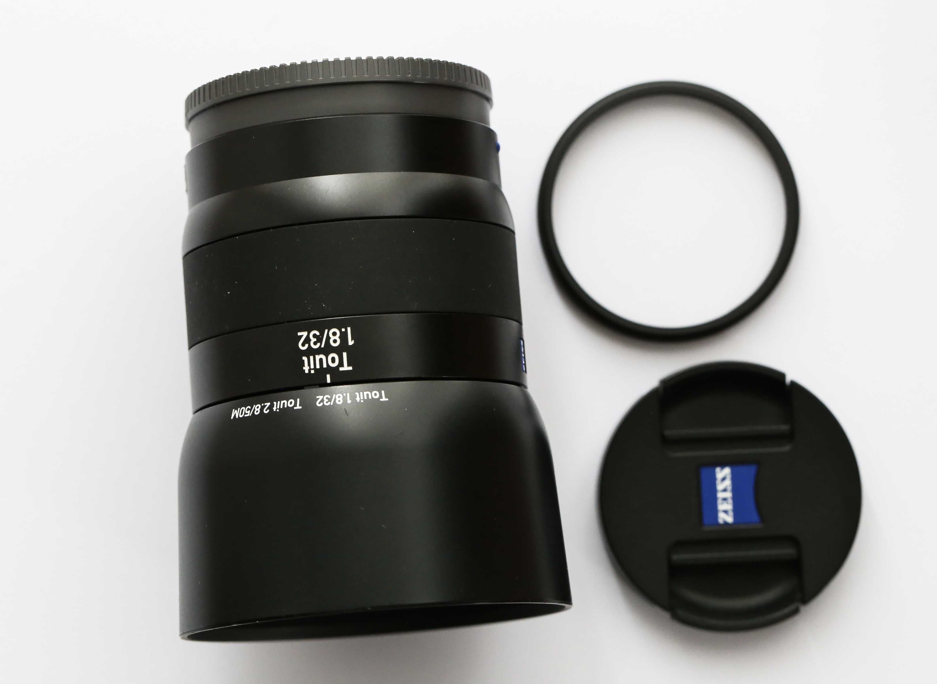 Zeiss Touit 32mm f/1.8 - obiektyw do Sony E