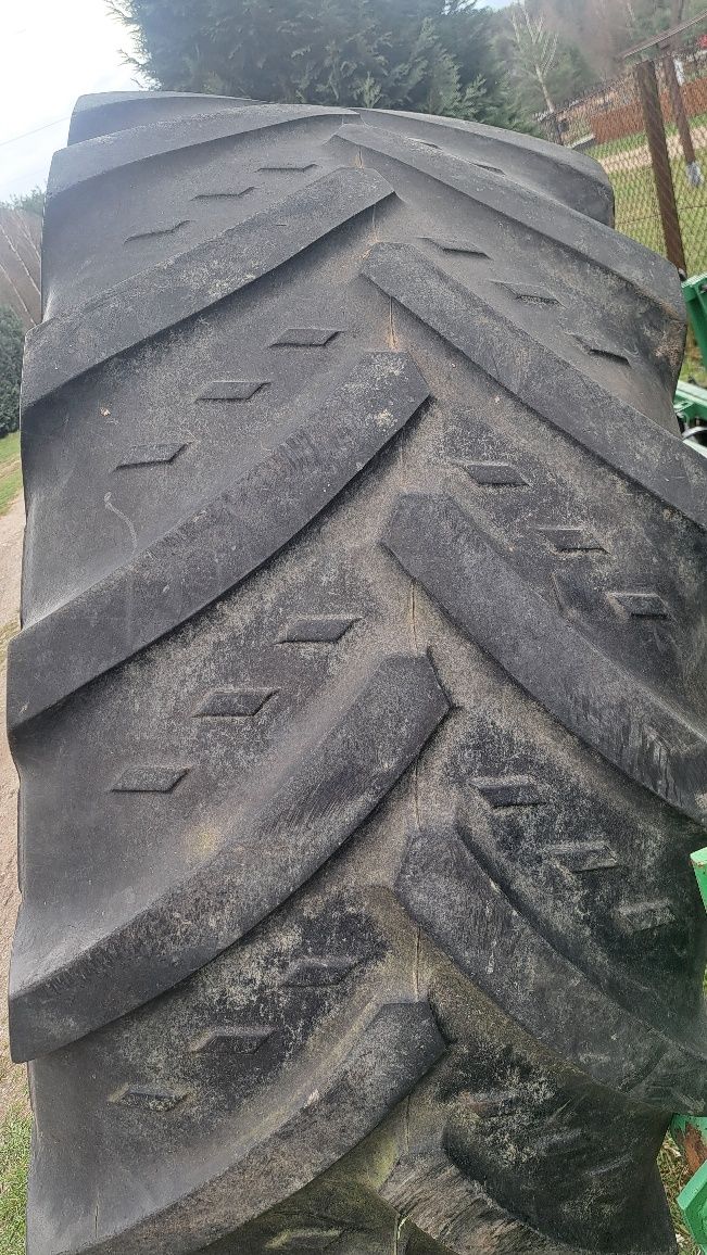 Opony  650/65/38, 11.5/80/15.3