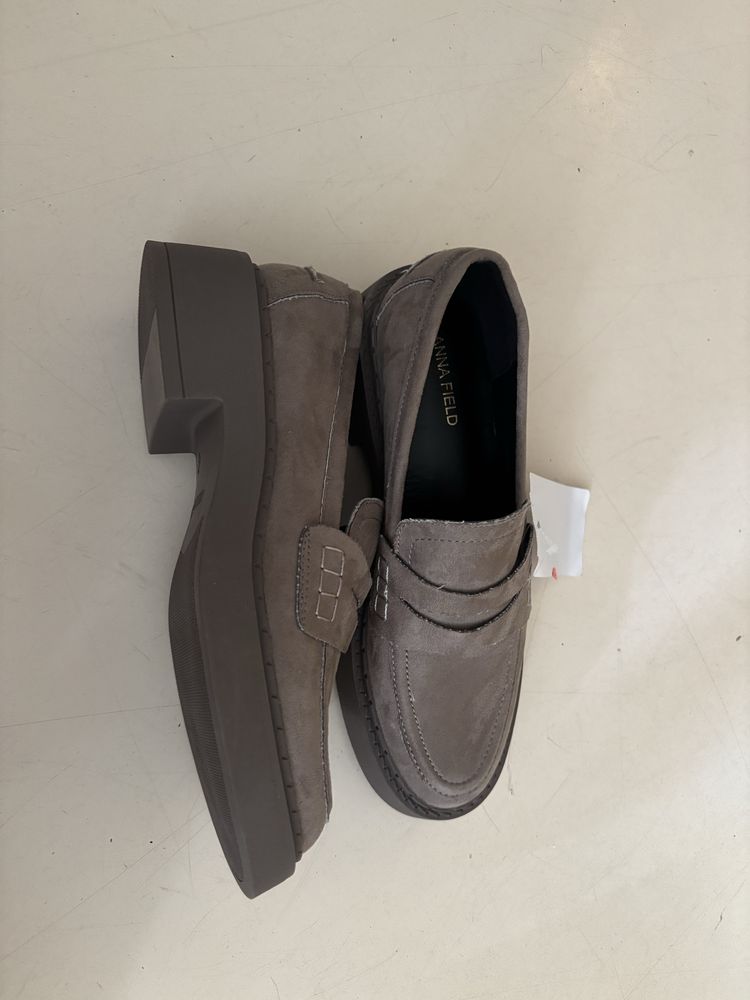 Mokasyny damskie, nowe, rozmiar 38