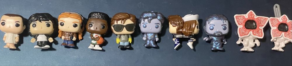 Іграшки Kinder Joy продаю по-штучно не дорого (нові).