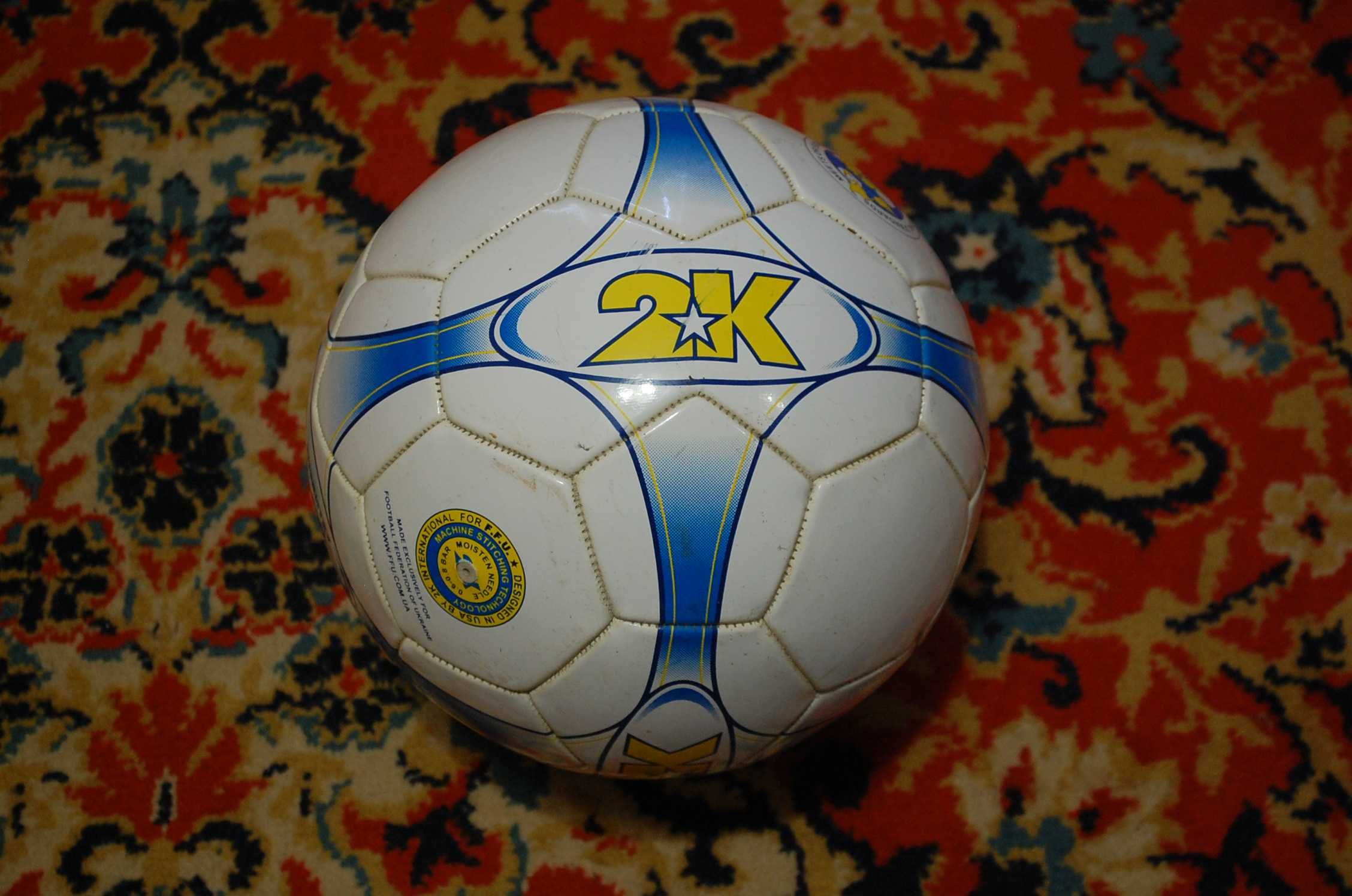 Новий ігровий м"яч від федерації футбола України