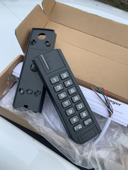 Czytnik zbliżeniowy ROGER PRT12MF. Kontrola dostępu.