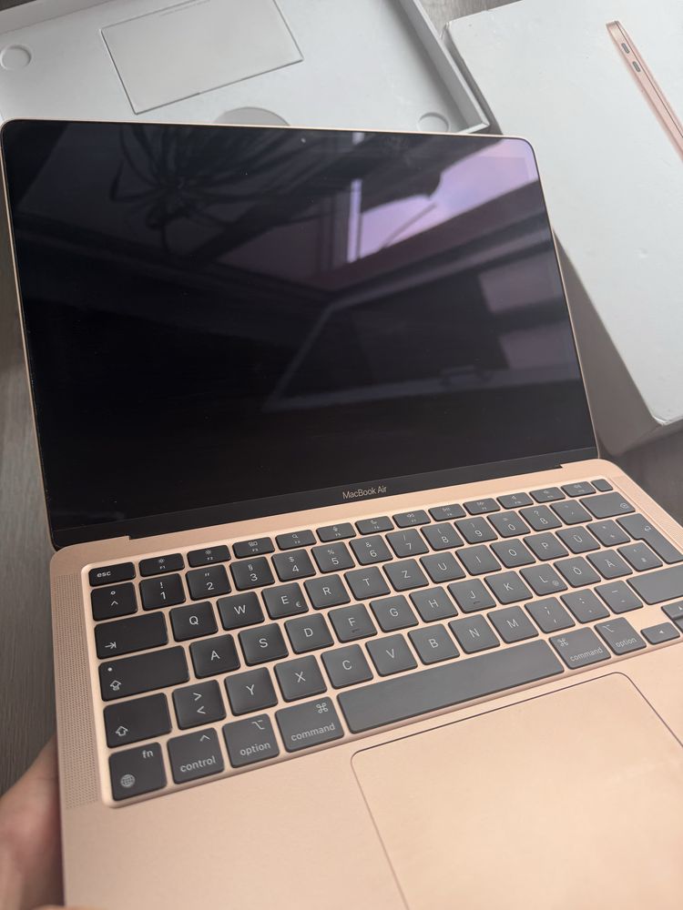 macbook air 13 m1 (2020) 94% 256Gb офіційний повний комплект