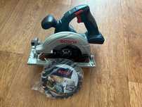 Аккумуляторная дисковая пила Bosch CCS180 18V