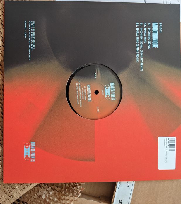 Monotronique - Incoming Signal
винил, пластинка