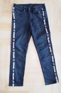 Reserved spodnie chłopięce jeans roz. 140cm