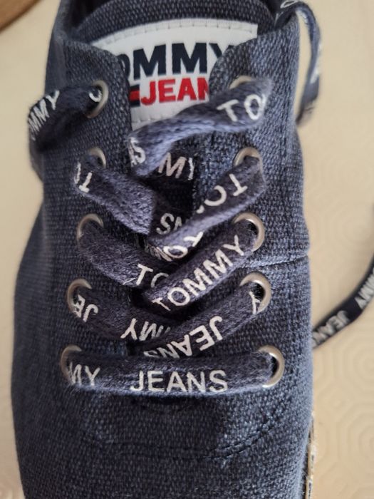 Sapatos/Alpercatas de ganga. Tommy Jeans. Tam 38.
