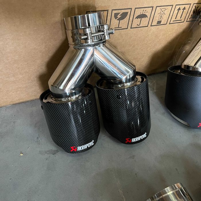 Нові насадки на глушник акраповіч купити акрапович акрапович на машину