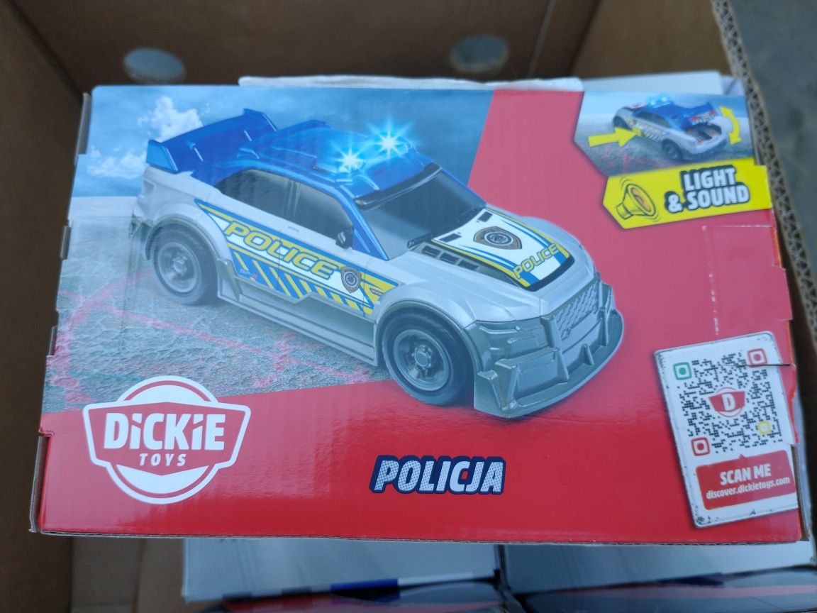 Nowy samochód policja