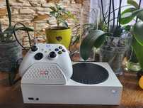 Xbox series s z ładowarką