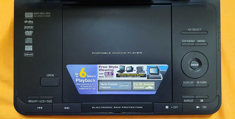 Panasonic DVD-LS83 Portátil Dvd/CD Player (8.5")