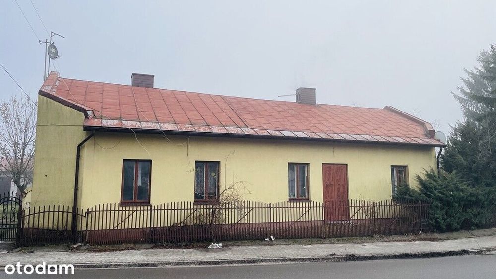 Dom z potencjałem na dużej działce.