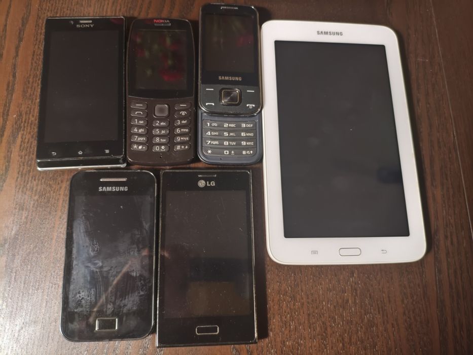 Zestaw smartfony telefony Nokia Samsung Sony tablet sprawne