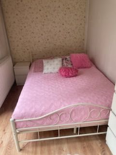 Łóżko sypialniane