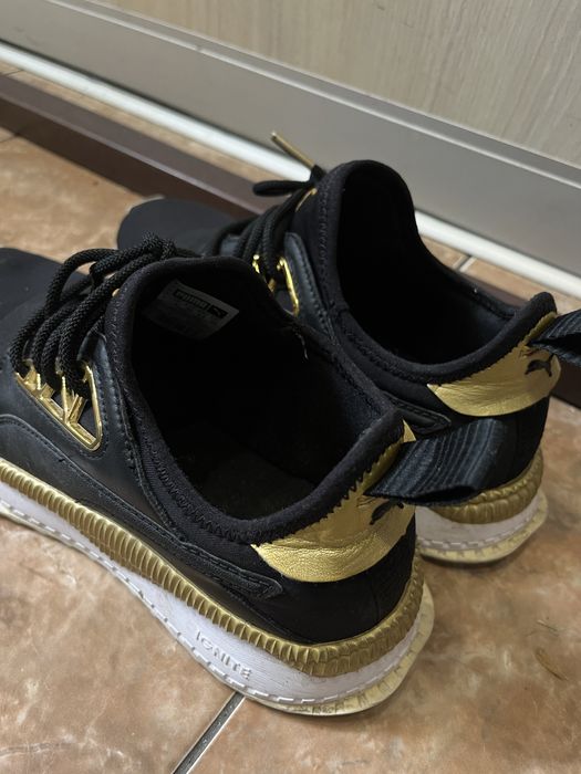 Оригінальні жіночі кросівки Puma нові