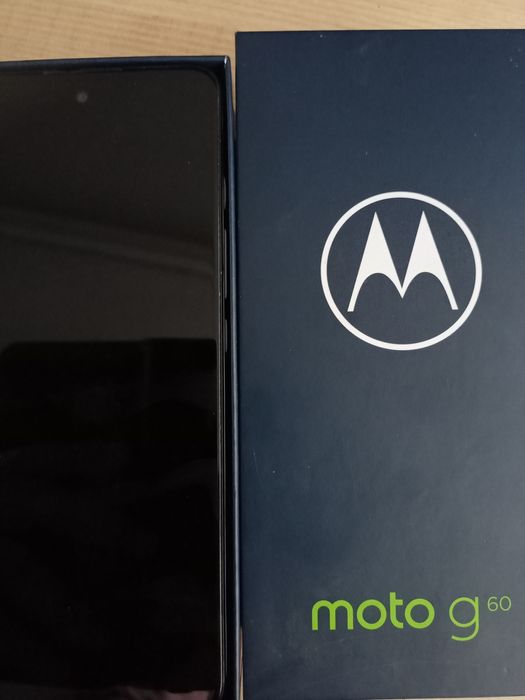Продам Motorola g60. 6/128 gb.