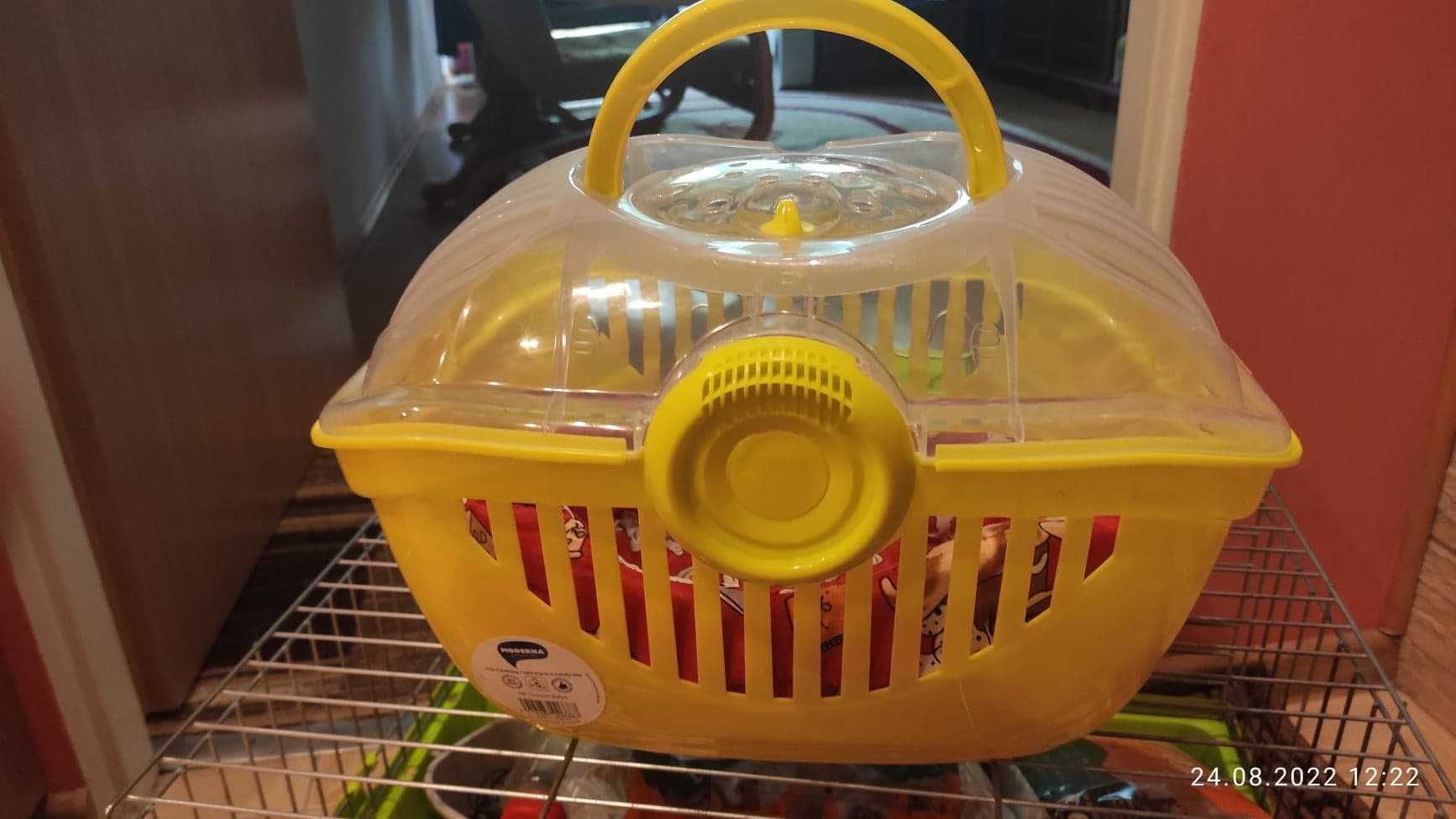 klatka, transporter, bogate wyposażenie