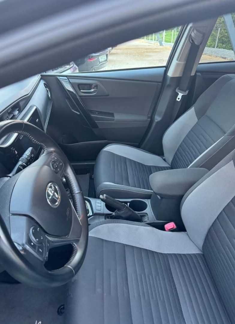 Toyota Auris 1.2T 116cv