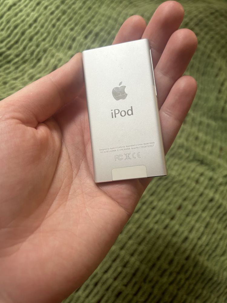 Apple ipod 7 nano a1446 silver 16 gb