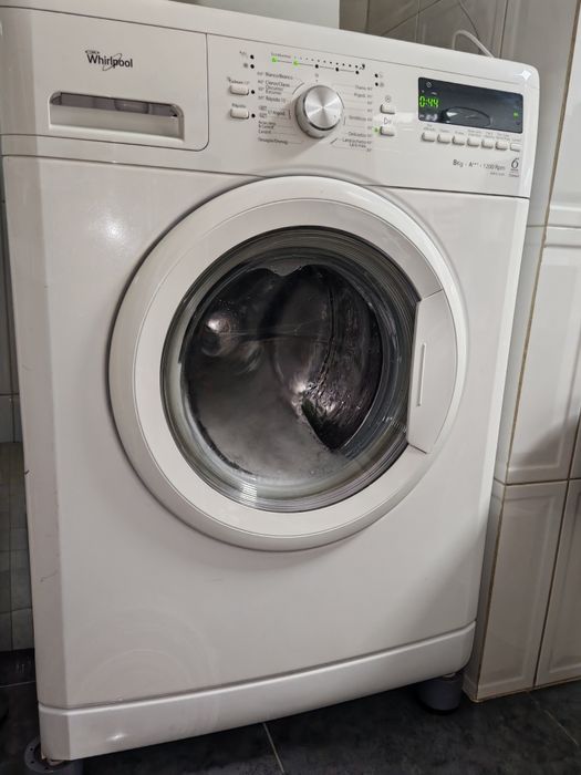 Máquina de lavar roupa Whirlpool