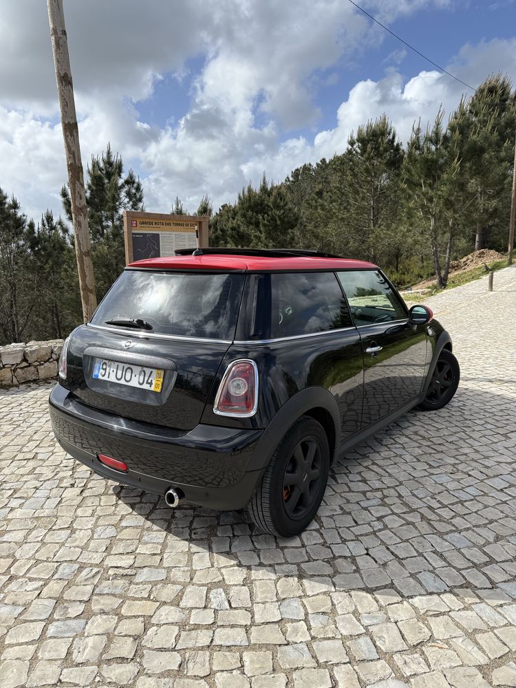 Mini Cooper D 1.6 — Impecável, com muitos extras e 4 pneus novos