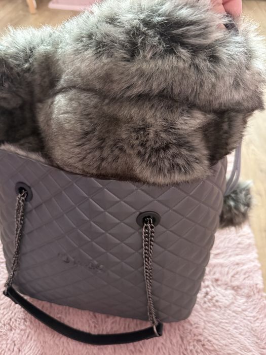 Obag szary z futerkiem