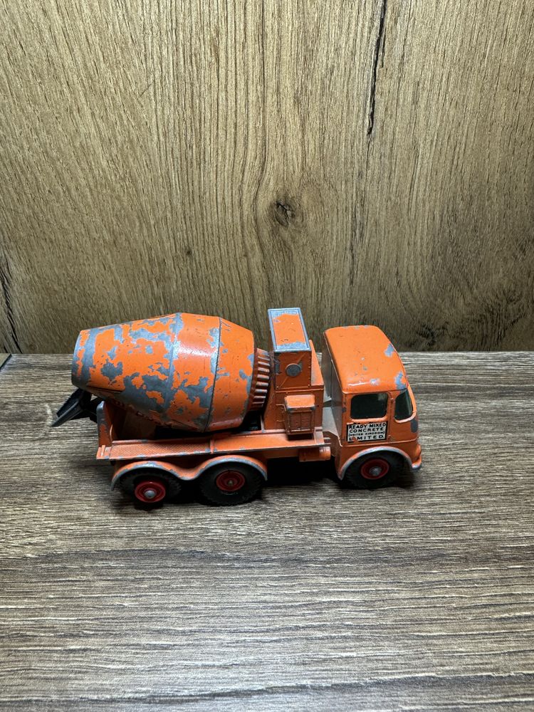 Matchbox superkings Ready-Mix Concrete Truck betoniarka