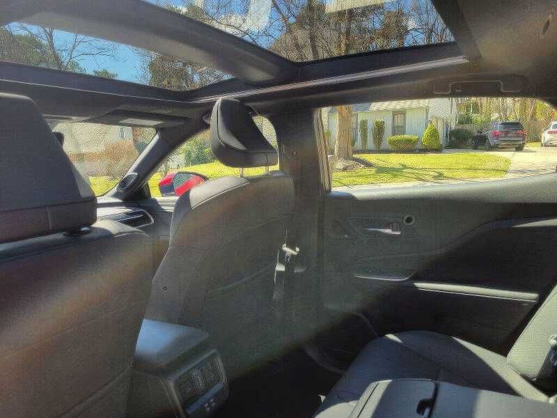 2023 Toyota Crown Platinum