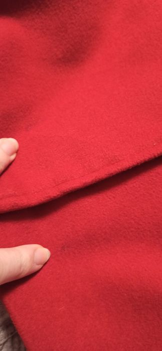 Sg Czerwony płaszcz 42 , L dyplomatka damska 42 bosmanka 42