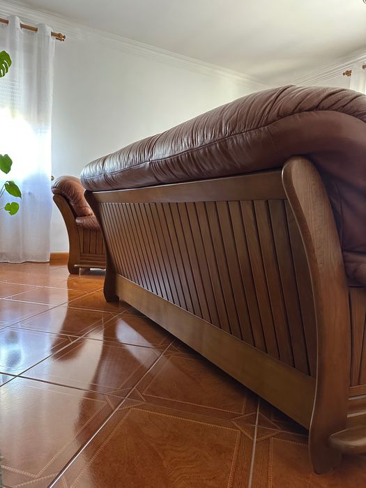 Conjunto de 3 sofás clássicos