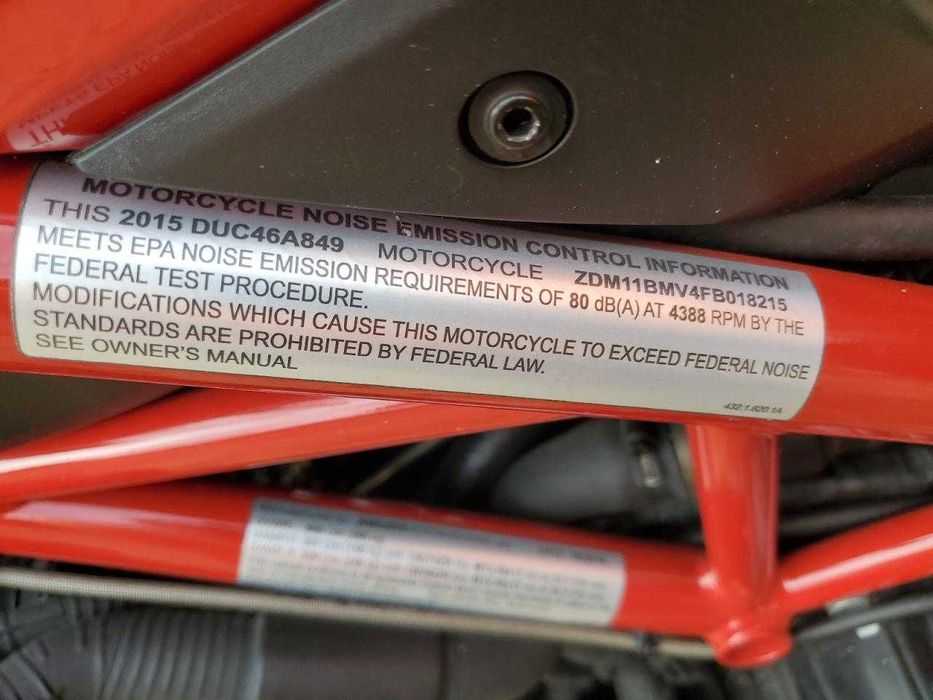 2015 DUCATI Streetfighter 848