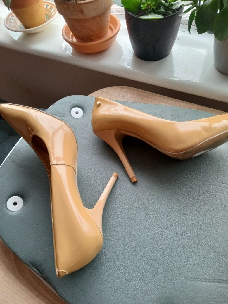 Buty damskie szpilki rozmiar 39