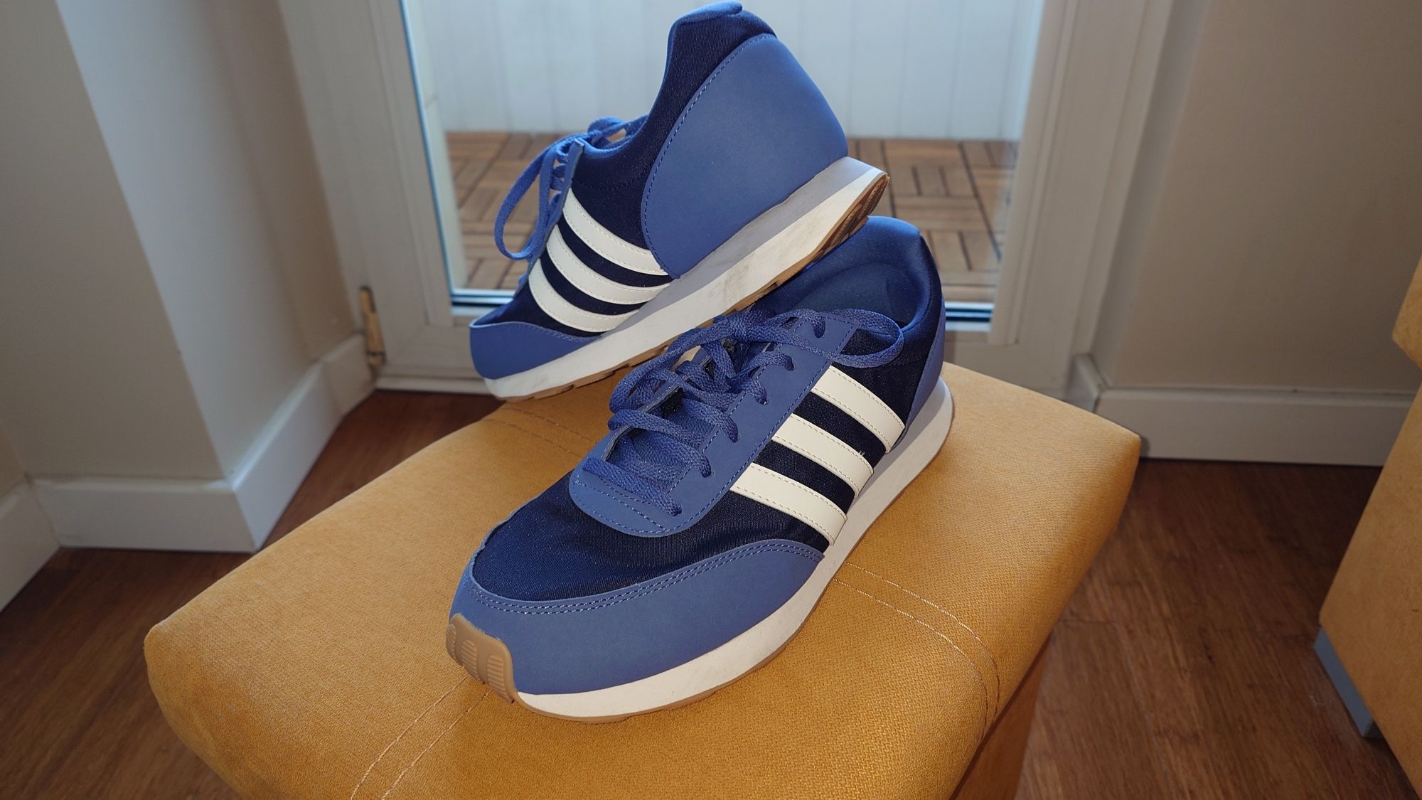 Buty sportowe Adidas. r. 44