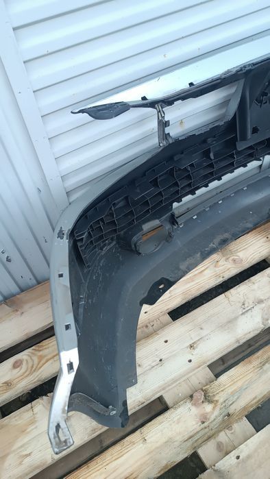 Vendo parachoque de frente Renault Megane 2 ano 2002/08